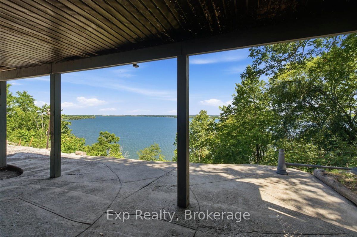 Residential in Prince Edward County 4