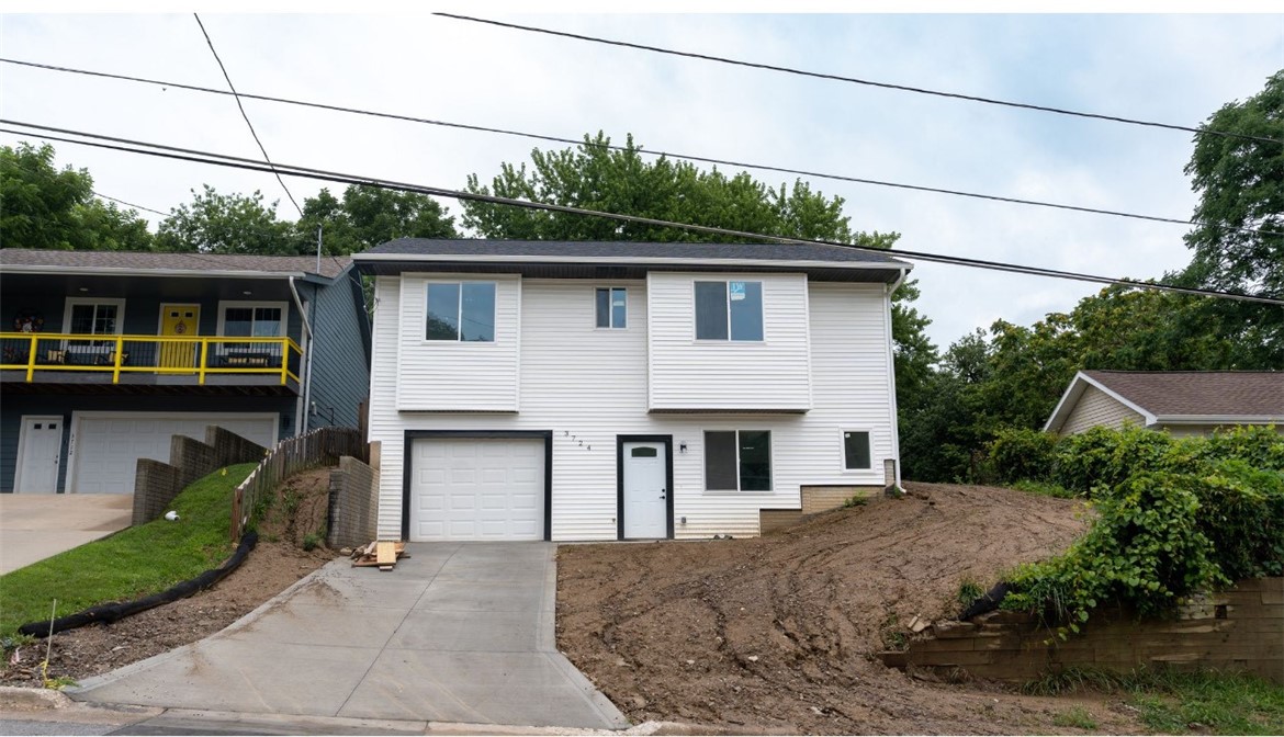 Indianapolis Ave, Des Moines, IA 50317