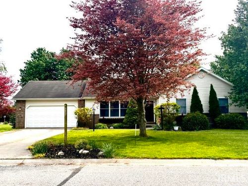 19402 Yoder Dr, Goshen, IN, 46528-7759 | Card Image