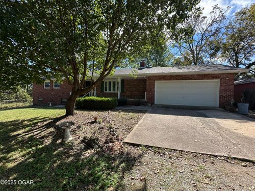 12629 Kentucky Rd, Neosho, MO, 64850-7891 | Card Image