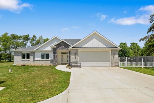 9883 Gerig Rd, Leo, IN, 46765-9618 | Card Image