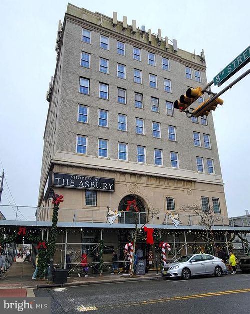 801 Asbury Ave, Ocean City, NJ, 08226-3625 | Card Image