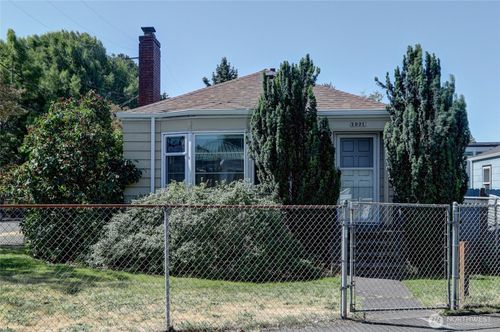 1021 S Bailey Street, Seattle, WA, 98108 | Card Image