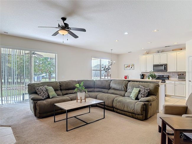 Family Room | Image 8