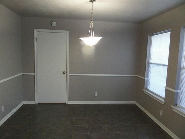 CD - 8915 Emnora Ln, Home with 3 bedrooms, 2 bathrooms and null parking in Houston TX | Image 4