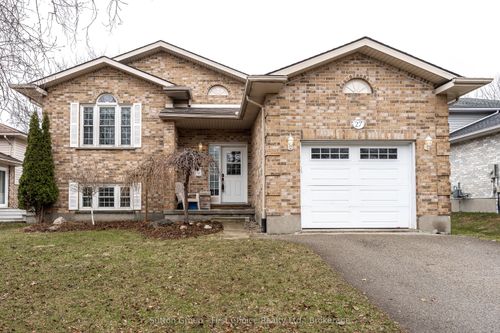 27 Mcqueen Crt, Stratford, ON, N4Z1H5 | Card Image