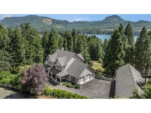 375 Marina Vista Dr, Lowell, OR, 97452-9630 | Card Image
