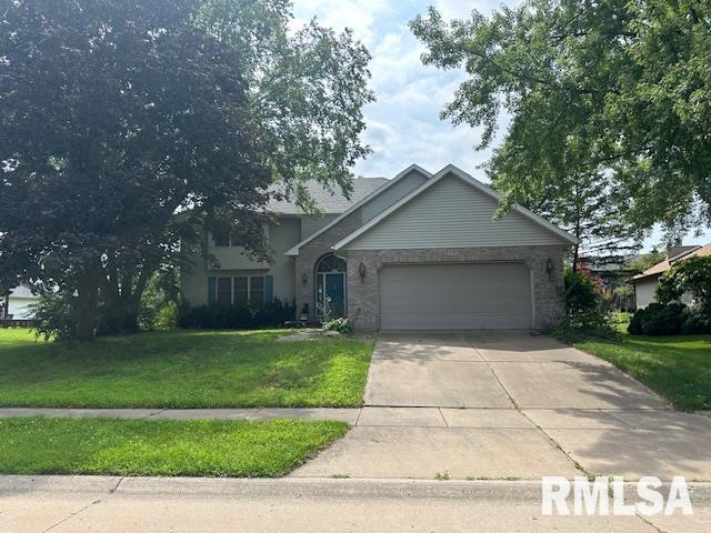 Deer Ridge Ct, Bettendorf, IA 52722