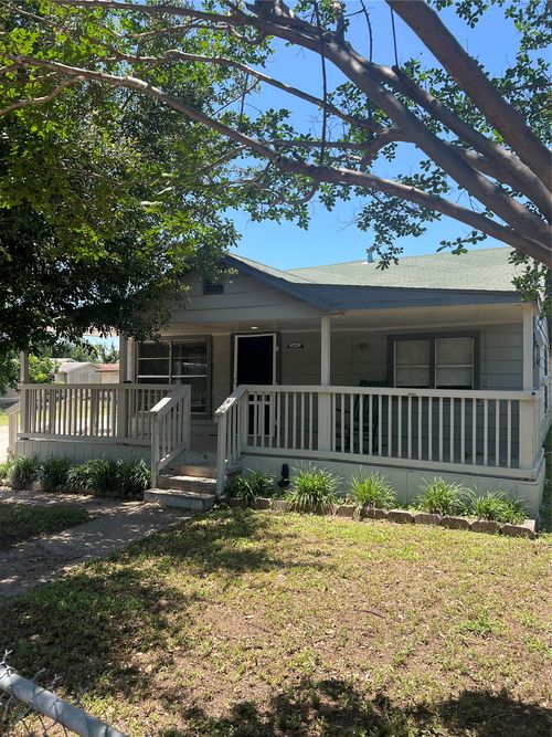 6405 Torres St, Austin, TX, 78741-2365 | Card Image