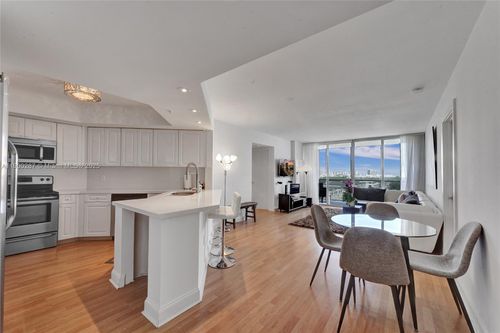 apt-1003-1900 Purdy Ave, Miami Beach, FL, 33139-1445 | Card Image