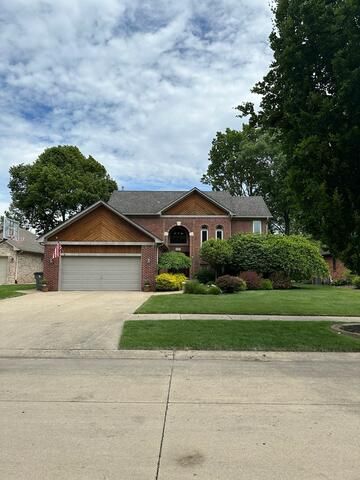 Brylor Ct, Clinton Township, MI 48038