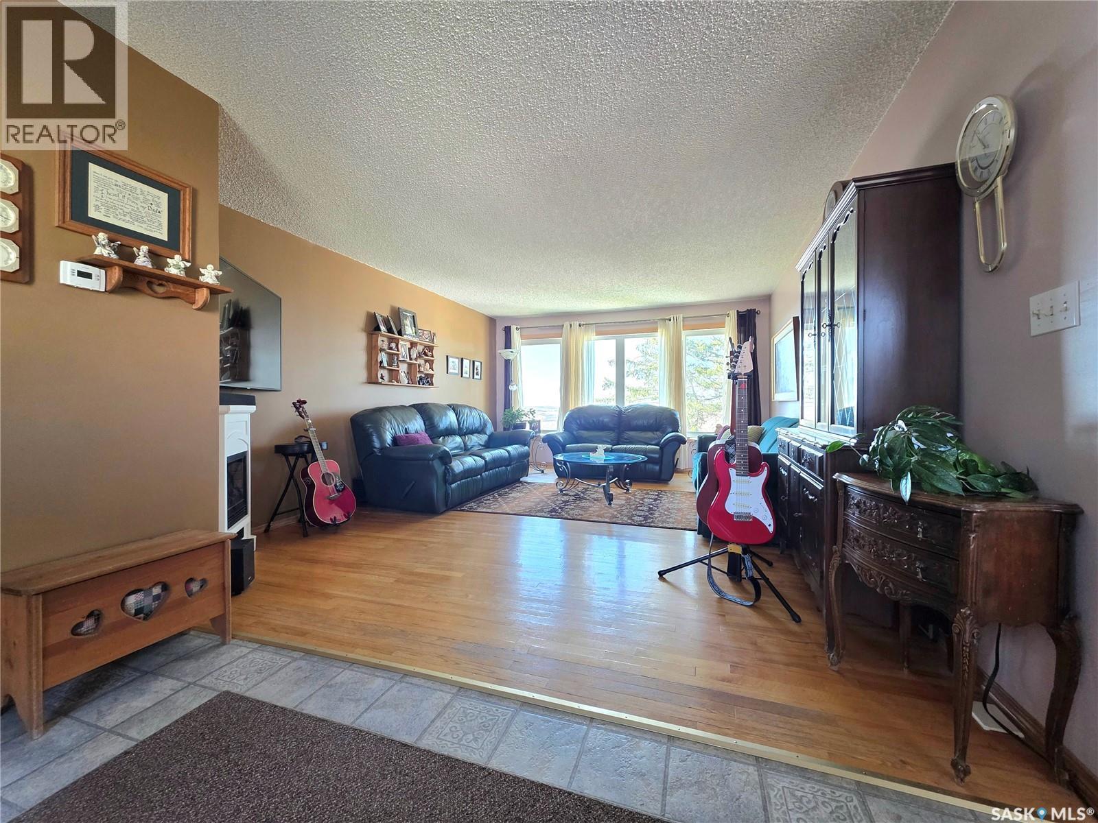 Residential in Oxbow 4