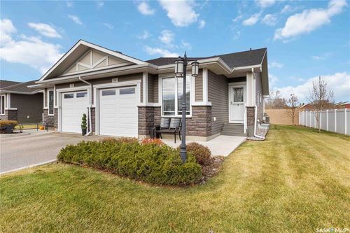 14-3214 11th St W, Saskatoon, SK, S7M5G3 | Card Image