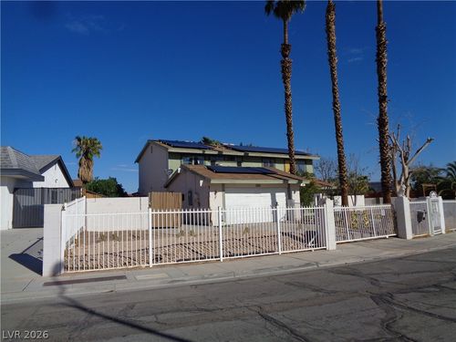 2910 Boise St, Las Vegas, NV, 89121-1183 | Card Image