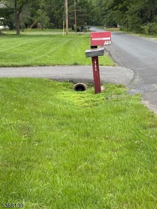 69 Sidney School Rd, Annandale, NJ, 08801-3510 | Card Image