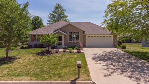 1021 Bertram Dr, Freeport, IL, 61032-4480 | Card Image