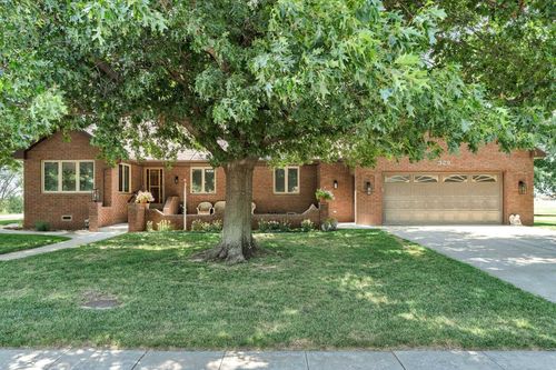 329 S Adams St, Pretty Prairie, KS, 67570-9200 | Card Image