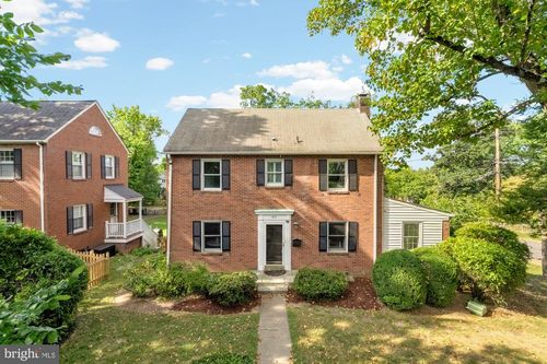 600 E Broad St, FALLS CHURCH, VA, 22046-3608 | Card Image