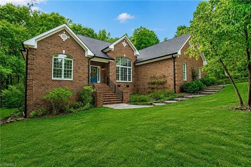 265 Westminster Ct, Asheboro, NC, 27205-8914 | Card Image