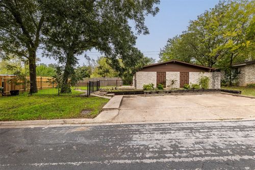 b-1411 Braes Ridge Dr, Austin, TX, 78723-1803 | Card Image