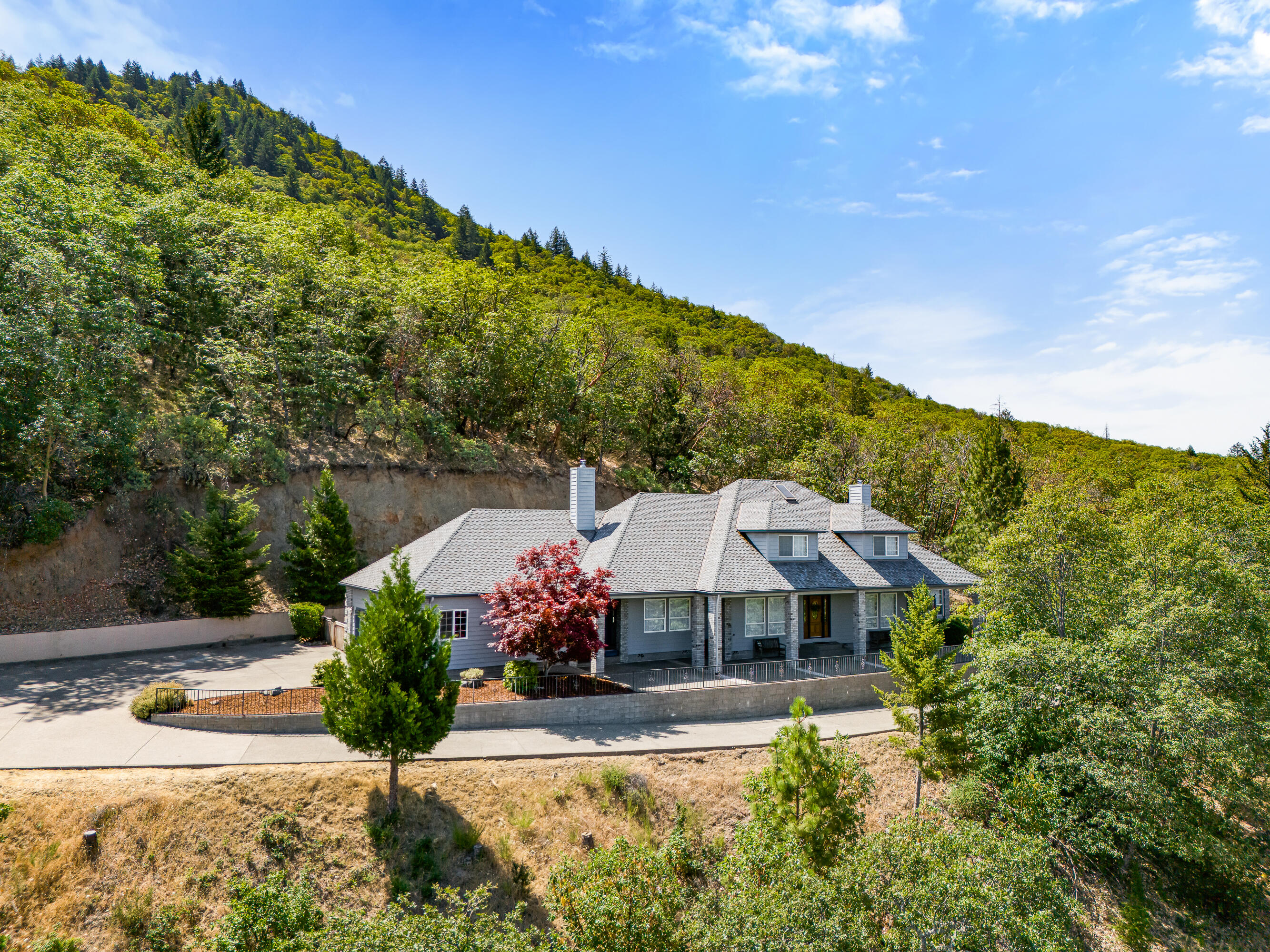 Malone Way, Grants Pass, OR 97527