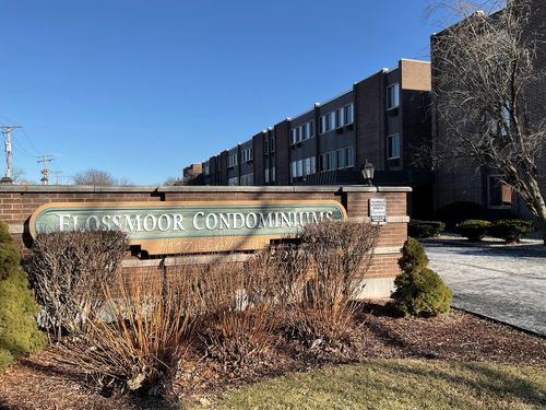apt-108-1117 Leavitt Ave, Flossmoor, IL, 60422-1521 | Card Image