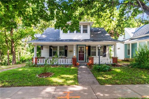1116 W Maple Ave, Independence, MO, 64050-3412 | Card Image