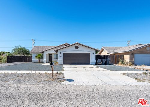 1226 Indian Ocean Ave, Thermal, CA, 92274-8500 | Card Image