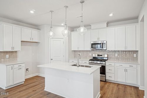 605 Brackenberry Aly, Wake Forest, NC, 27587-2575 | Card Image