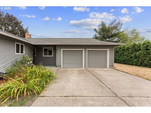 1812 Se 18th Pl, Troutdale, OR, 97060-2260 | Card Image