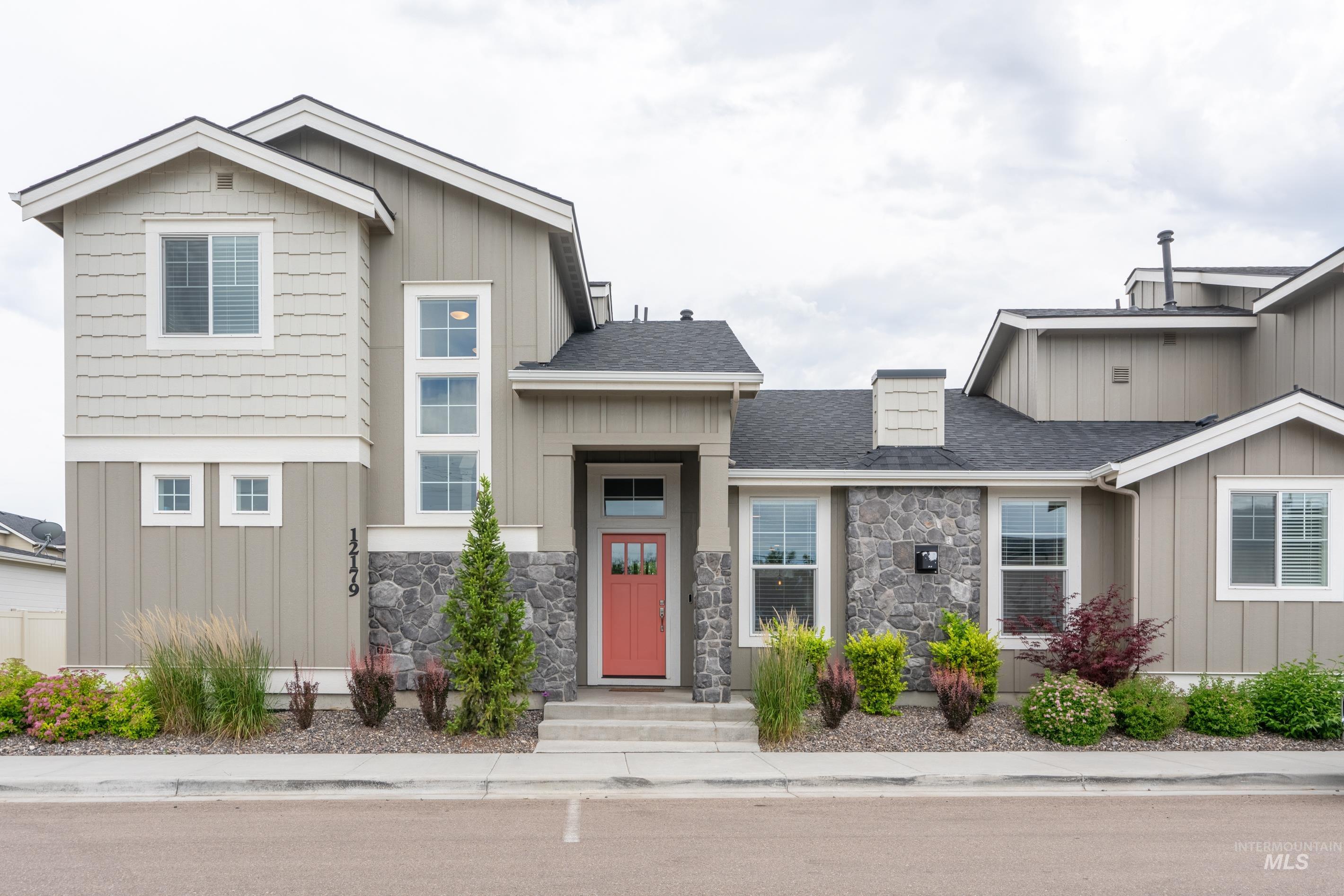 Evely Pines Ln, Star, ID 83669