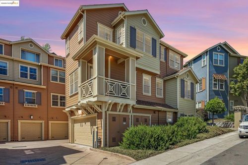 6100 Old Quarry Loop, Oakland, CA, 94605-3375 | Card Image