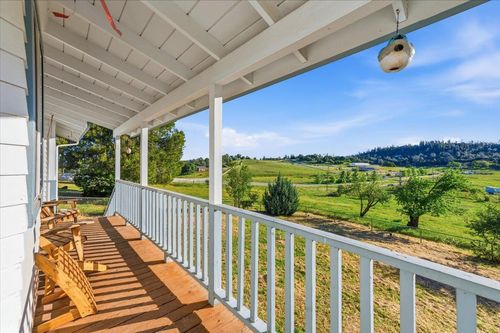 20601 John Born Rd, Penn Valley, CA, 95946-9713 | Card Image