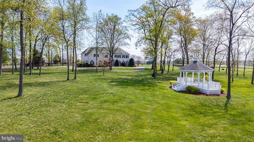 16182 Hillsboro Rd, HILLSBORO, VA, 20132-2858 | Card Image