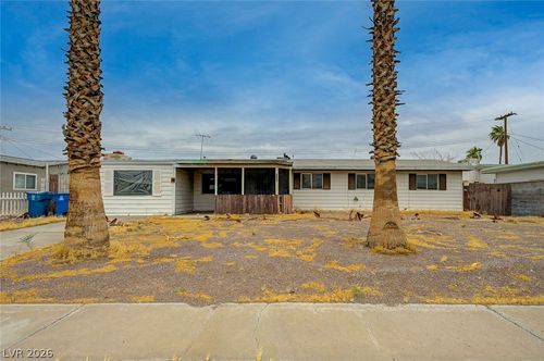 140 Kola St, Henderson, NV, 89015-6216 | Card Image