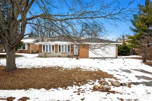 7218 W 110th Pl, Worth, IL, 60482-1120 | Card Image