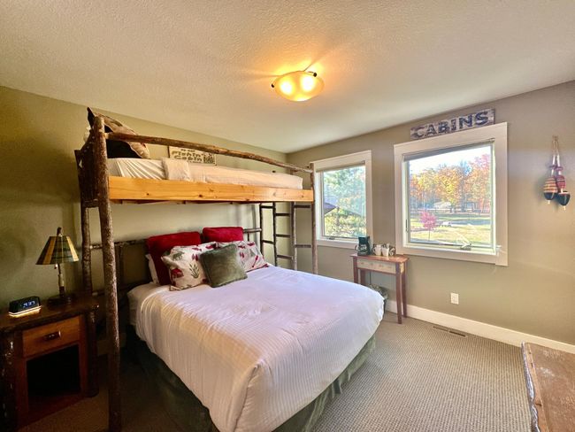 Upper Level Additional Bedroom | Image 41