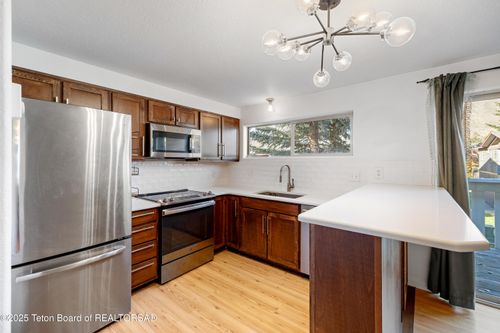 k-4-750 Powderhorn Ln, Jackson, WY, 83001-8185 | Card Image