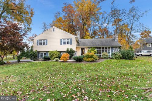 2518 Deepwood Dr, WILMINGTON, DE, 19810-3605 | Card Image