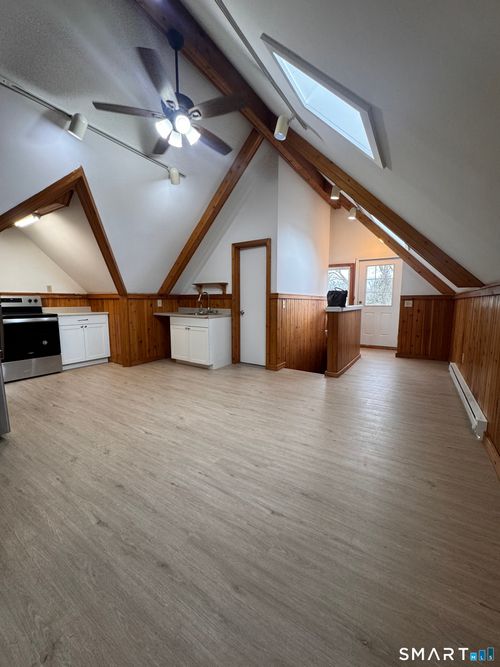 fl-3rd-48 Lenox Ave, Milford, CT, 06460-5041 | Card Image