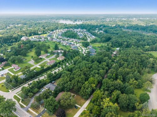 Parcel "B" Log Cabin Drive, Commerce Charter Township, MI, 48390 | Card Image