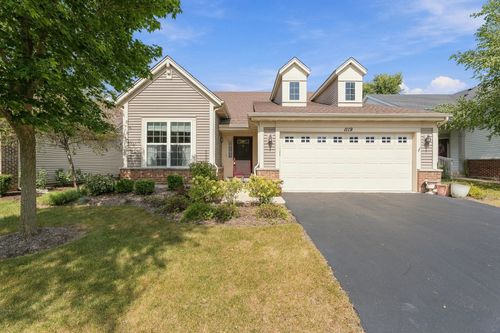 1119 Heathrow Lane, Aurora, IL, 60502 | Card Image