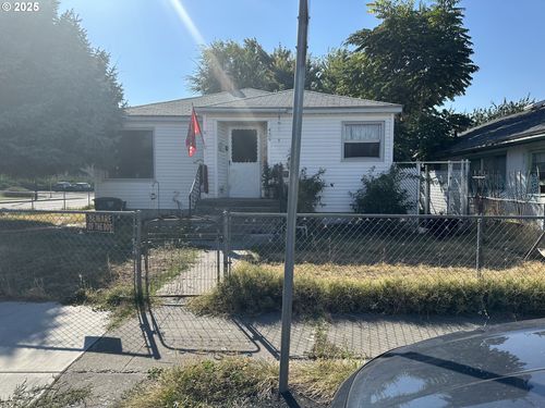 425 Sw 17th St, Pendleton, OR, 97801-2650 | Card Image