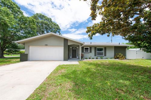 1461 S Hillcrest Avenue, CLEARWATER, FL, 33756 | Card Image