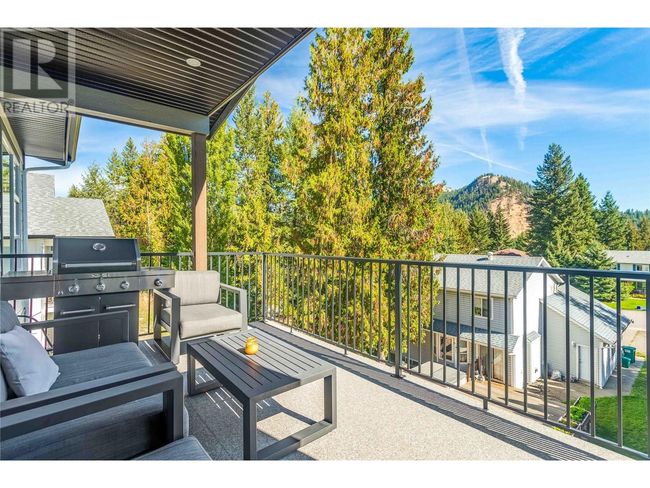 2737 Cedar Ridge St, House other with 2 bedrooms, 2 bathrooms and 4 parking in Lumby BC | Image 30