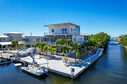 187 Grassy Road, Key Largo, FL, 33037 | Card Image