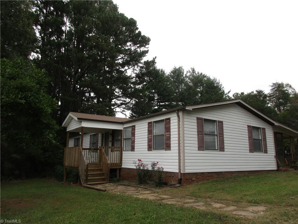 Meadow View Dr, Tobaccoville, NC 27050