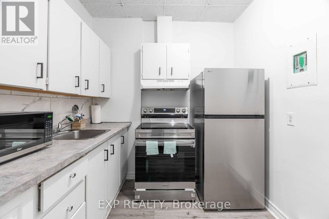 344.5 Richmond St, Home with 0 bedrooms, 0 bathrooms and null parking in N6a ON | Image 8