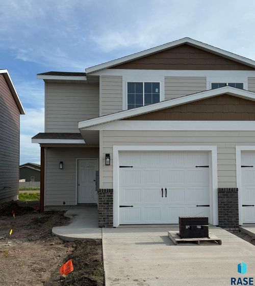 9508 W Tunis Dr Drive, Sioux Falls, SD, 57106 | Card Image
