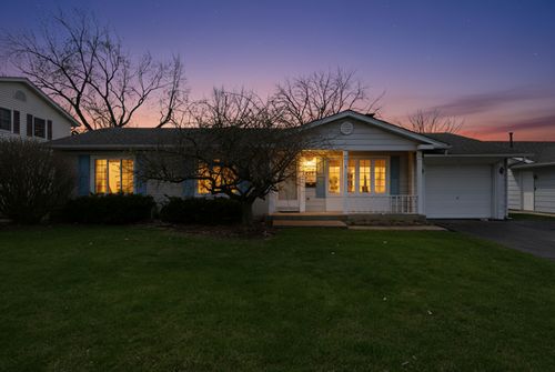 593 Bristol Ln, Elk Grove Village, IL, 60007-3427 | Card Image